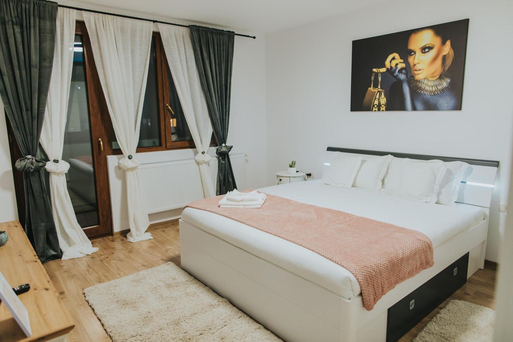 Alessandra-Aparthotel Piatra Neamţ Exterior foto